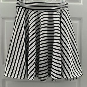 Striped High Waist Flare Skirt | Black and White